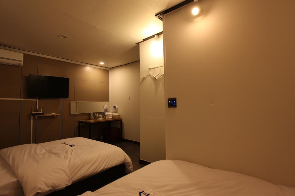 W Mini Hotel Dongdaemoon Soul Exteriér fotografie